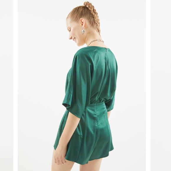 UO Satin Flutter Sleeve Romper - Picture 2 of 5